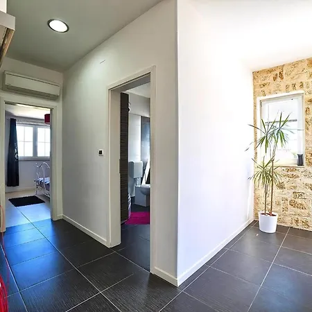 Holiday home In Arena Mit Privatem Pool *